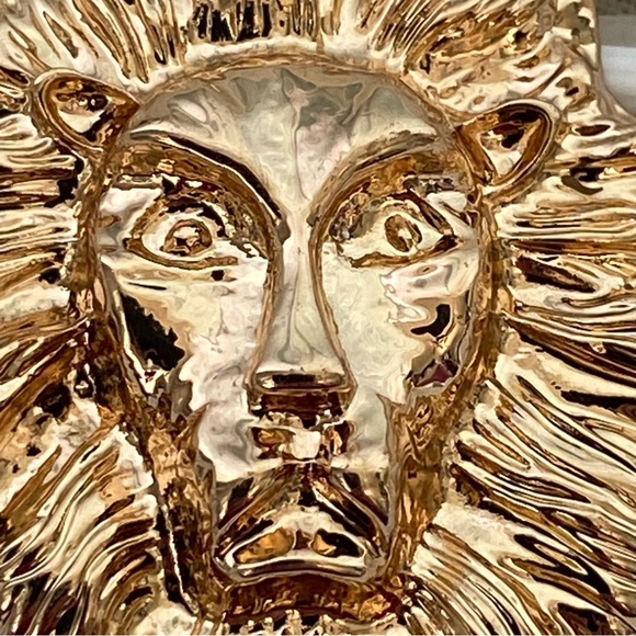 Set of 5 Gold Metal Lion Head Jewelry Pendants - Picture 16 of 17